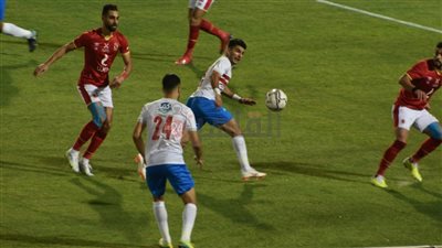 مرور 15 دقيقة.. التعادل السلبي يسيطر على مباراة الأهلي والزمالك