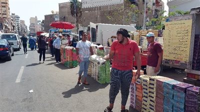 سوق الغلابة ببورسعيد: كعك وبسكويت العيد بـ 30 جنية في ظل كورونا