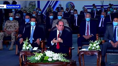 السيسي: أدعو القطاع الخاص للمشاركة في مشروعات قناة السويس