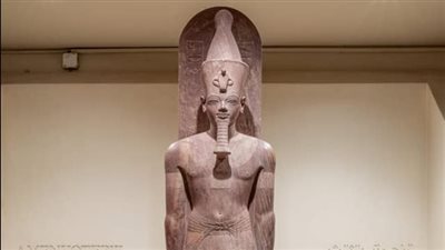 متحف الأقصر يعرض تمثالًا للملك أمنحتب الثالث (صور)