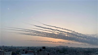 الأكبر في التاريخ.. المقاومة الفلسطينية تقصف تل أبيب بـ300 صاروخ في يوم واحد