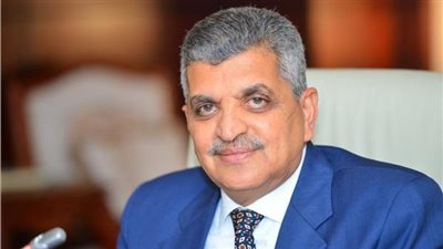 رئيس هيئة قناة السويس يكشف تطورات التفاوض مع الشركة المالكة  لـ