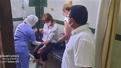 إصابة 6 سائحين في حادث انقلاب ميكروباص سياحي بمحافظة البحر الأحمر