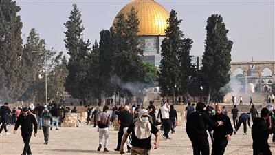 إصابة شابين في اشتباكات بين الفلسطينيين وقوات الاحتلال بالقدس 