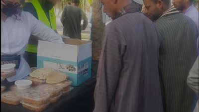 النائب أحمد دياب يوزع 6 آلاف وجبة ساخنة على الصائمين بالدقي والعجوزة