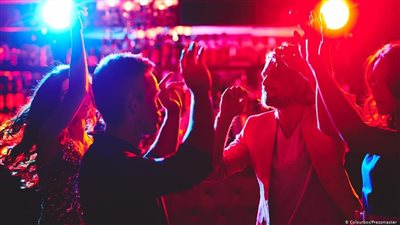  وزارة السياحة تكشف موقف 