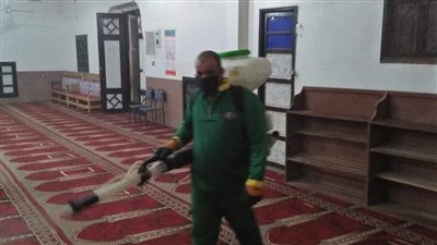 أوقاف المنوفية تكثف تعقيم المساجد قبل إقامة صلاة عيد الفطر