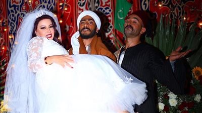 تأييد حكم إلزام أحمد سعد بدفع 270 ألف جنيه نفقة متعة لطليقته الفنانة سمية الخشاب