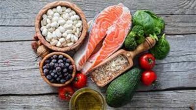 الأطعمة التي يجب تجنبها خلال فترة الإصابة بكورونا وبعد التعافي