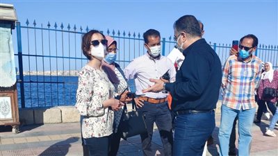 جولة لنائب محافظ الإسكندرية لمتابعة غلق الشواطئ خلال العيد
