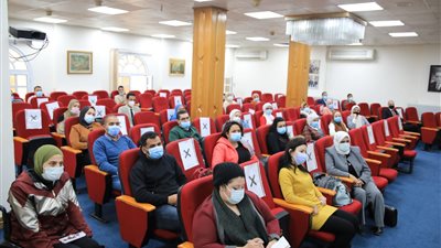 التنظيم والإدارة: الانتهاء من تدريب 4 آلاف و900 موظف مرشح للانتقال للعاصمة الإدارية