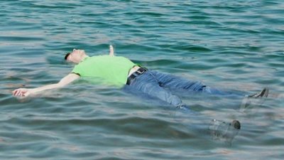 الإنقاذ النهري بالقليوبية ينتشل جثة عامل لقي مصرعه بنيل القناطر