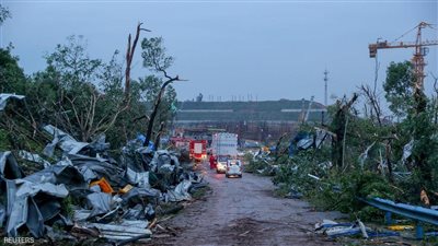 بؤرة كورونا.. إعصار مدمر يضرب ووهان الصينية ويُخلّف قتلى وجرحى