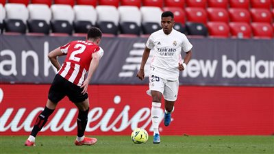 الشوط الأول.. ريال مدريد يتعادل سلبيًا أمام أتلتيك بلباو في الدوري