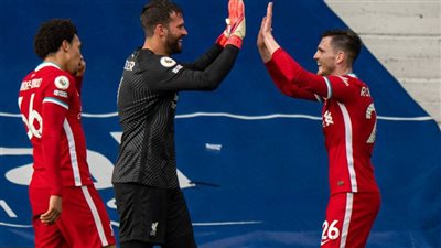 روبرتسون: أي مهاجم في العالم سعيد برأسية أليسون