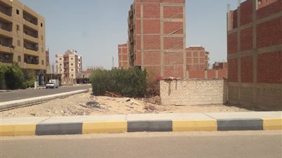 تشكيل لجنة لسحب الأراضي الفضاء المستغلة في إلقاء القمامة بسفاجا (صور)