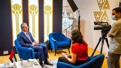 العناني: تراجع حركة السياحة الواحدة لمصر 50% في شهر أبريل 