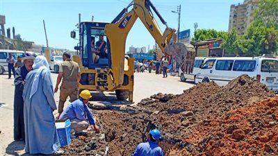 انفجار خط مياه بمزلقان قوات الأمن بالشرقية.. وتحرك عاجل من المسؤولين (صور)