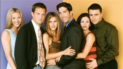الإعلان الرسمي الأول لحلقة Friends: The Reunion.. هكذا يعود نجوم المسلسل الشهير (فيديو) 