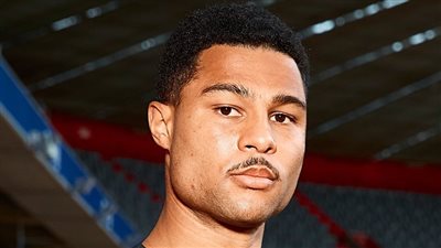 رسميًا.. بايرن ميونخ يكشف عن قميصه الاحتياطي للموسم المقبل