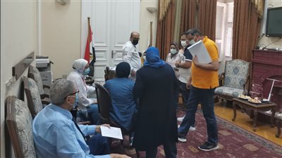 تعافي وخروج 12 مصابًا بكورونا من مستشفيات القليوبية