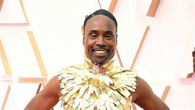 فنان عالمي شاذ جنسيا يكشف إصابته بمرض الإيدز منذ 14 عامًا