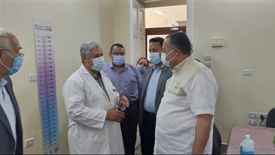 محافظ أسيوط يتابع سير العمل بالقومسيون الطبي و3 مستشفيات
