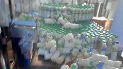 التحفظ على 1.2 طن مركزات مانجو غير صالحة للاستهلاك الآدمي بالشرقية (صور)