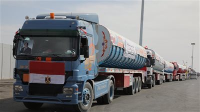 الشعب الجمهوري يشارك في أكبر قافلة طبية وغذائية متجهة إلى غزة 