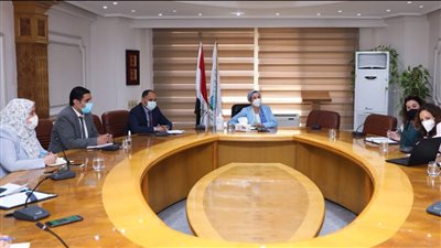 وزيرة البيئة تبحث أزمة المخلفات مع ممثلي برنامج الأمم المتحدة للمستوطنات