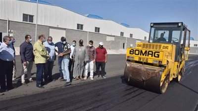 محافظ أسيوط يتابع أعمال توصيل المرافق لمجمع الصناعات بمنطقة عرب العوامر