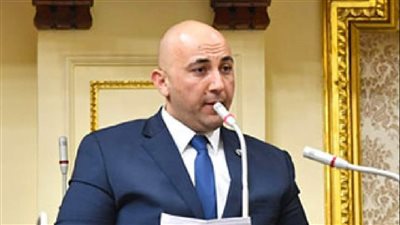 برلماني يطالب بتغيير رئيس مدينة كوم حمادة لعدم تعاونه مع المواطنين