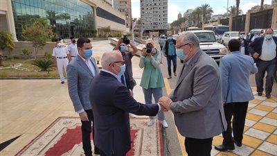 وزير الزراعة ومحافظ بورسعيد يبحثان ملفات التعاون المشترك وسبل دعم المزارعين 