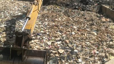 محافظ أسيوط: استمرار حملات تطهير الترع والمصارف وحملة مكبرة للري لتطهير ترعة السنط بأبنوب 