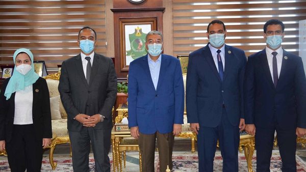 محافظ المنيا يستقيل