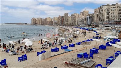 مصايف الإسكندرية تستقبل 915 حجزًا لدخول الشواطئ عبر الموقع الإلكتروني منذ تطبيق التجربة