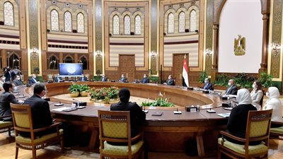 السيسي يوجه بتوفير كافة الموارد وأطقم العمالة لصالح مشروع تطوير قرى الريف المصري 