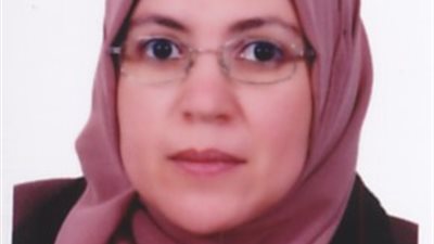 قرار جمهوري بتعيين الدكتورة أماني عبدالرحمن عميدا لكلية الطب البيطري بجامعة بنها