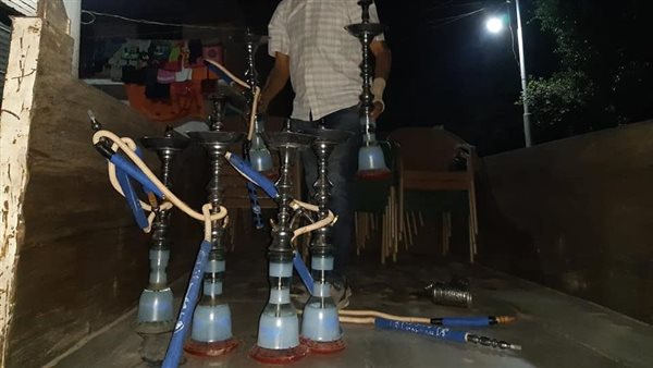 ضبط شيش وغلق المحال