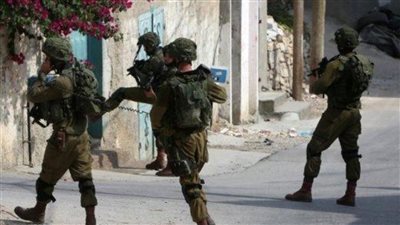 قوات الاحتلال الإسرائيلي: اعتقال 20 مواطنًا من مدينة القدس