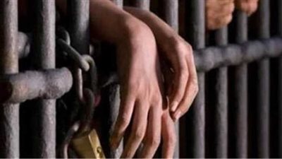 تجديد حبس متهم بقتل شقيقه و3 من أفراد أسرته بالجيزة