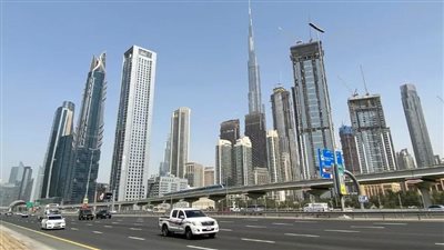 بلومبرج: قانون إماراتي يرفع تمثيل المرأة في مجالس إدارة الشركات رغم التحديثات الاجتماعية