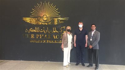 الوفد الصربي يزور منطقة أهرامات الجيزة ومتحف الحضارة (صور)