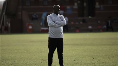 محاضرة بالفيديو للاعبي الأهلي قبل التحرك لملعب التدريب