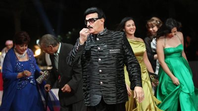 عرض آخر مسرحية لسمير غانم على منصة شاهد 28 مايو