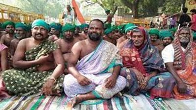 هنود يصنعون معبدًا مخصصًا لـ