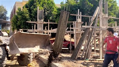 إزالة 5 حالات تعد على الأراضي الزراعية بالبحيرة