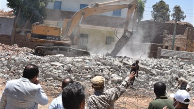 وفد من المشروعات القومية يزور الأقصر لمتابعة أعمال 