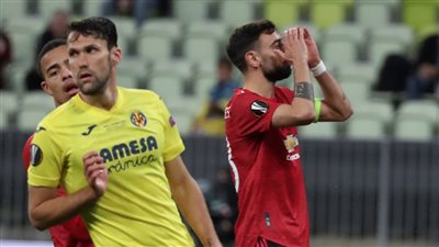 التعادل يحسم نهائي الدوري الأوروبي بين مانشستر يونايتد وفياريال والمباراة تتجه للوقت الإضافي 