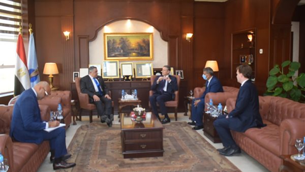 محافظ البحر الأحمر